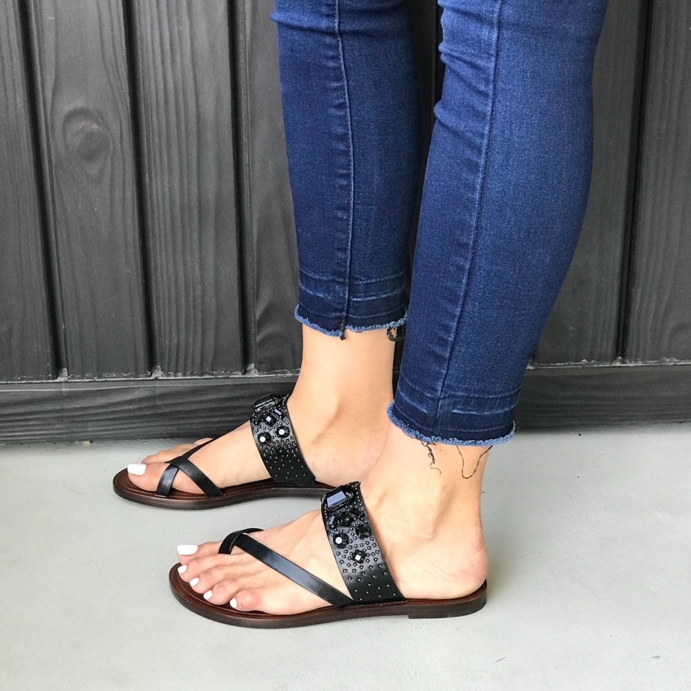 NIB Diamond Gem Leather Toe Ring Slide Sandal - Picture 7 of 8